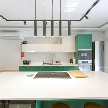 Апартаменты Designer 3br In Charming Marsascala By 360 Estates *